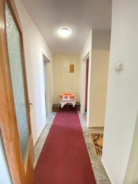 Antiaeriana, bloc reabilitat, et. 9/10, liber, 68 mp, geam la baie