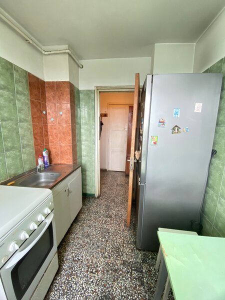 Antiaeriana, bloc reabilitat, et. 9/10, liber, 68 mp, geam la baie